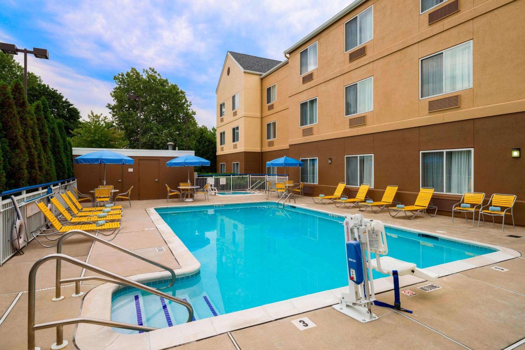 BW Allentown Bethlehem Lehigh Valley Inn & Suites Exterior photo